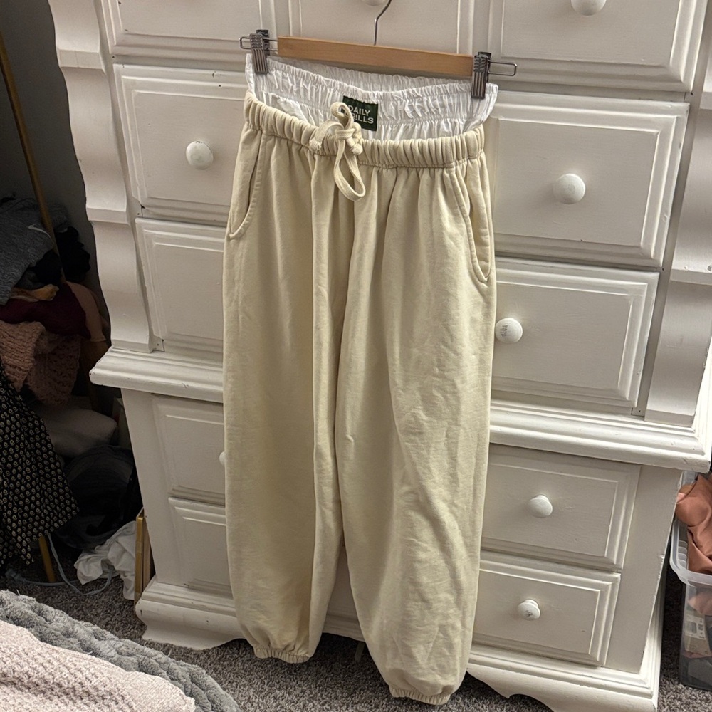 Daily Drills Cream Relaxed Track Pants - Picture 3 of 6